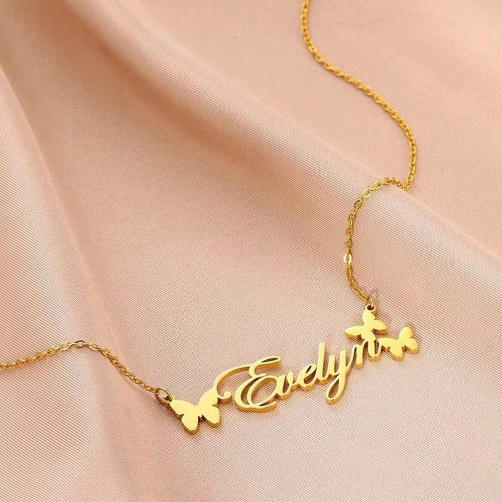Aangepaste naamketting Geperso - Birth Flower Necklace recensie en prijs