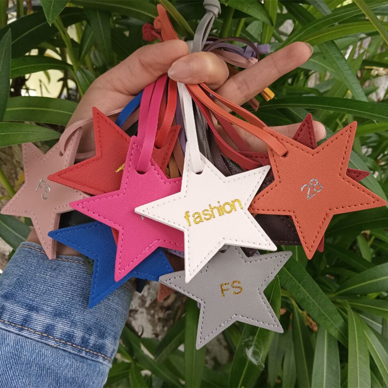 1 STKS Gratis initialen vijfpu - Monogram Keychain Leather recensie en prijs